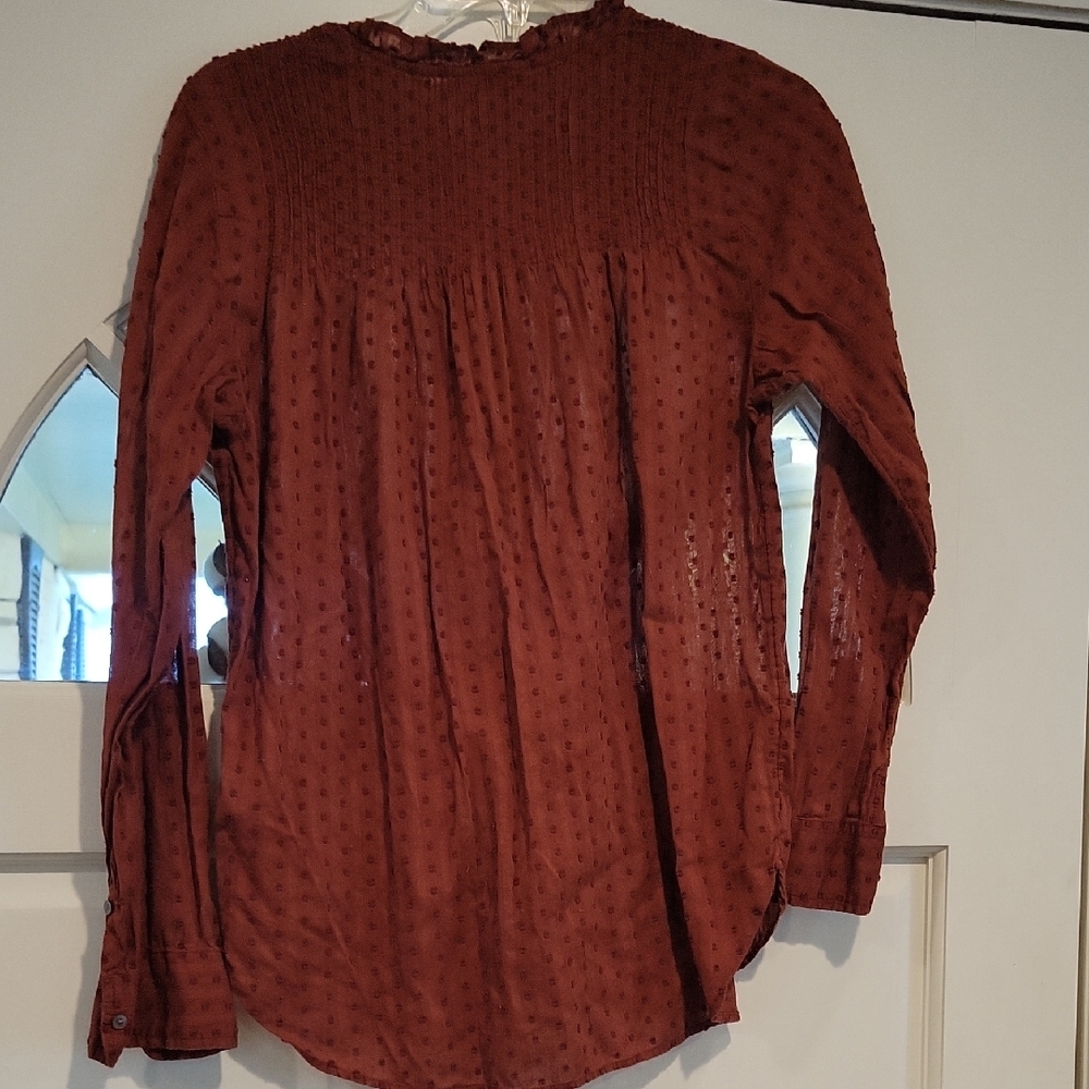 Womens Button-Front Rust Ruffle Trim Blouse - Picture 5 of 5